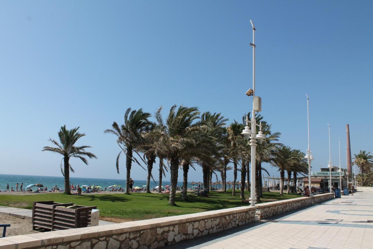 Frente Al Mar Apartment Malaga Exterior photo