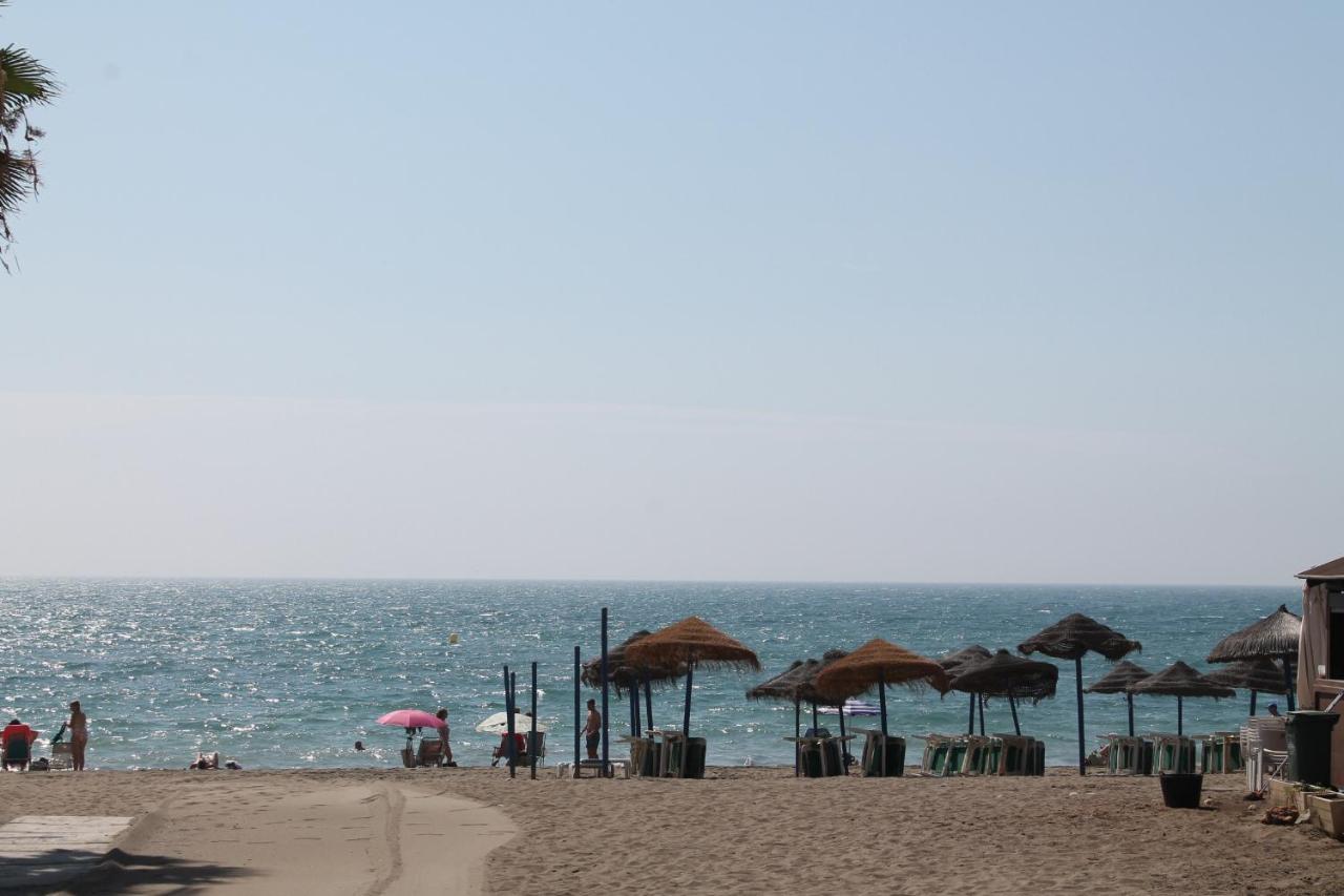 Frente Al Mar Apartment Malaga Exterior photo