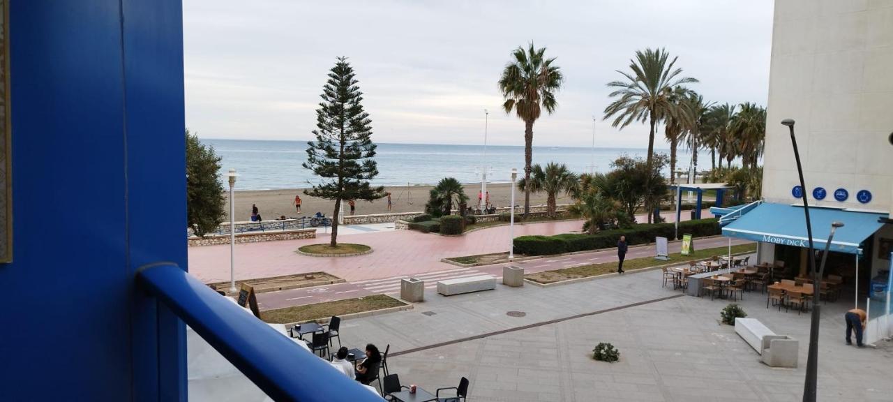 Frente Al Mar Apartment Malaga Exterior photo
