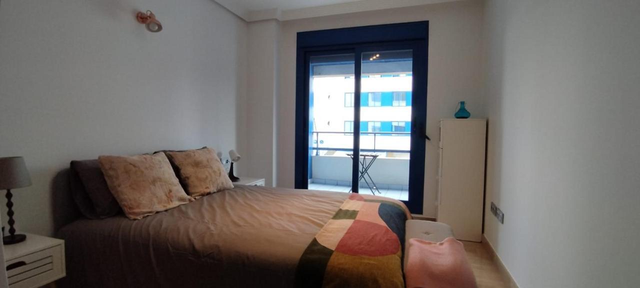 Frente Al Mar Apartment Malaga Exterior photo